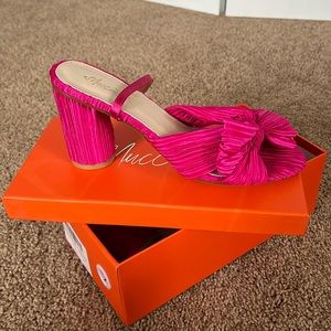 Hot Pink Heels